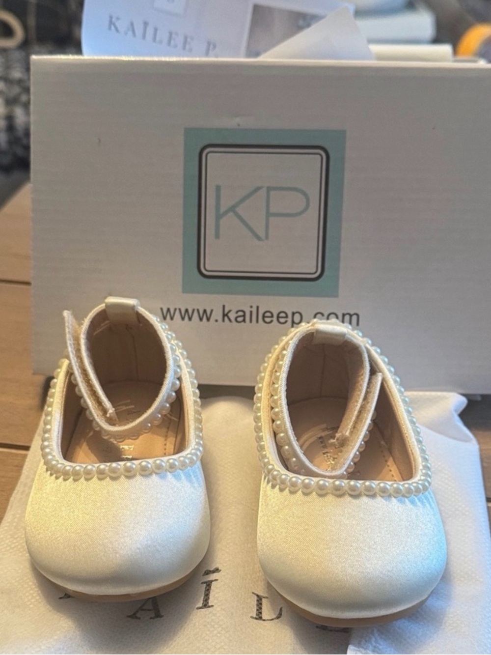 Girls Ivory Satin Flats with Mini Pearls - Size 4 Walker